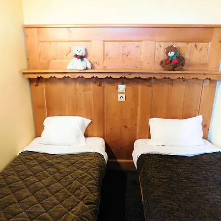 Le Cheval Blanc - Village Montana Апарт-готель