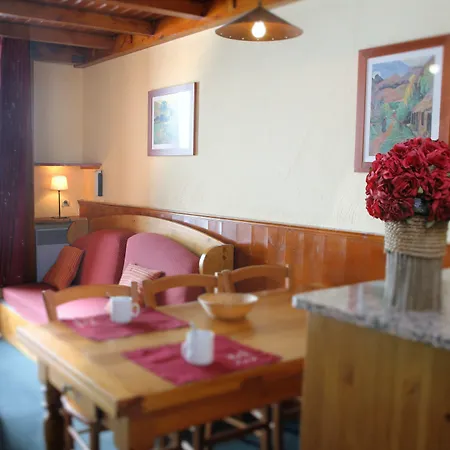 Апарт-готель Le Cheval Blanc - Village Montana