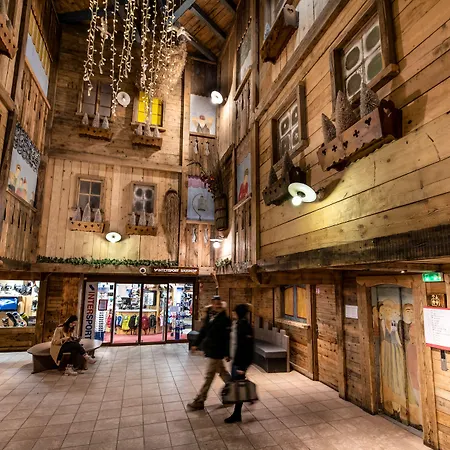 Апарт-готель Le Cheval Blanc - Village Montana Валь-Торанс