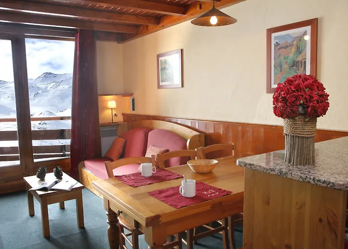 Апарт-готель Le Cheval Blanc - Village Montana