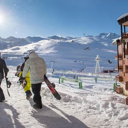 Апарт-отель Le Cheval Blanc - Village Montana Валь-Торанс